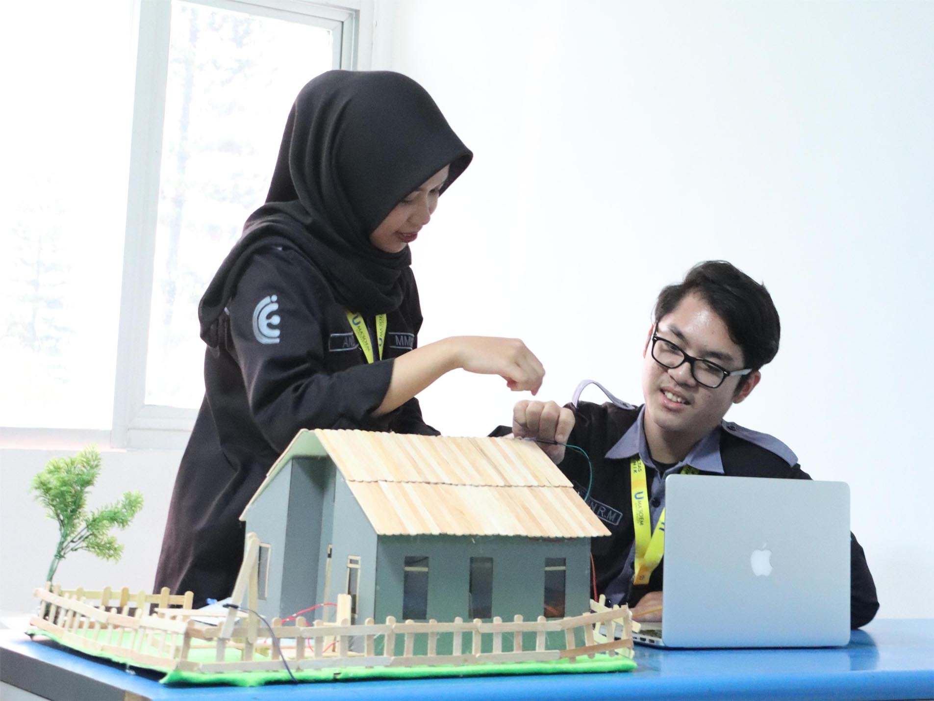 Di Mana Saja Ada Jurusan Teknik Industri di Universitas Bandung Timur?