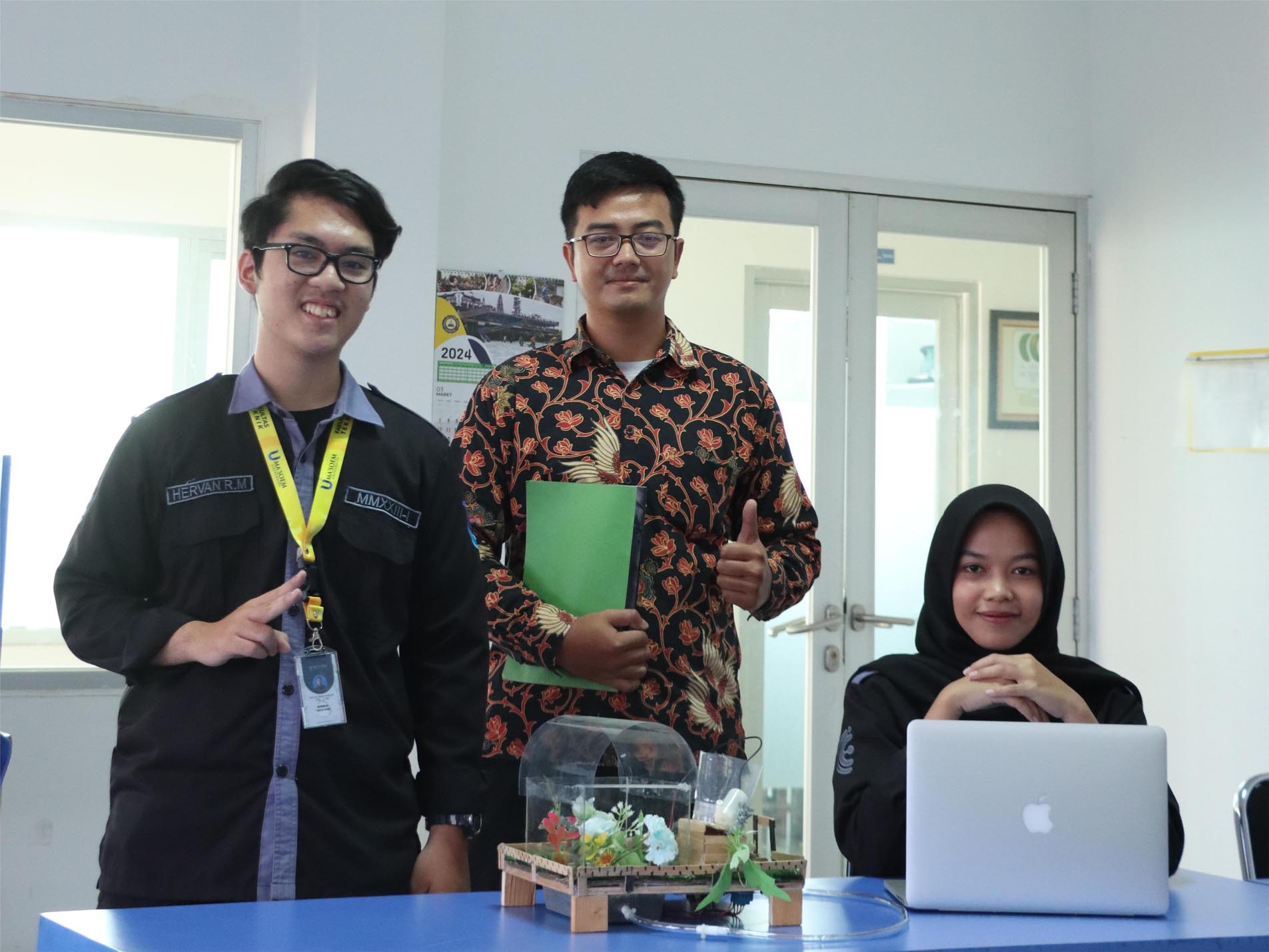 Bagaimana Mata Pelajaran Pendukung Mempengaruhi Kesuksesan Belajar di Jurusan Teknik Industri?