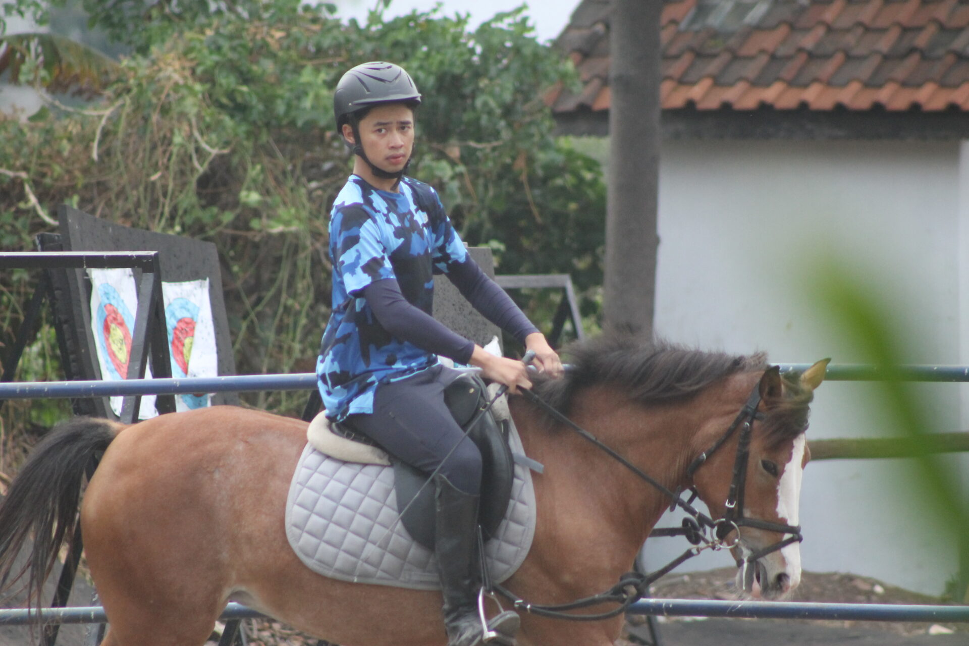 Menumbuhkan Jiwa Peduli Sesama Lewat Ekstrakurikuler Bakti Sosial di SMP Islam Al Masoem Bandung
