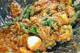 Lotek: Cita Rasa Segar dari Kuliner Sunda