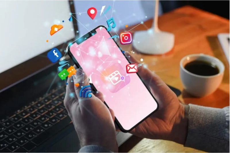 Rajakomen: Investasi Terbaik untuk Meningkatkan Online Presence